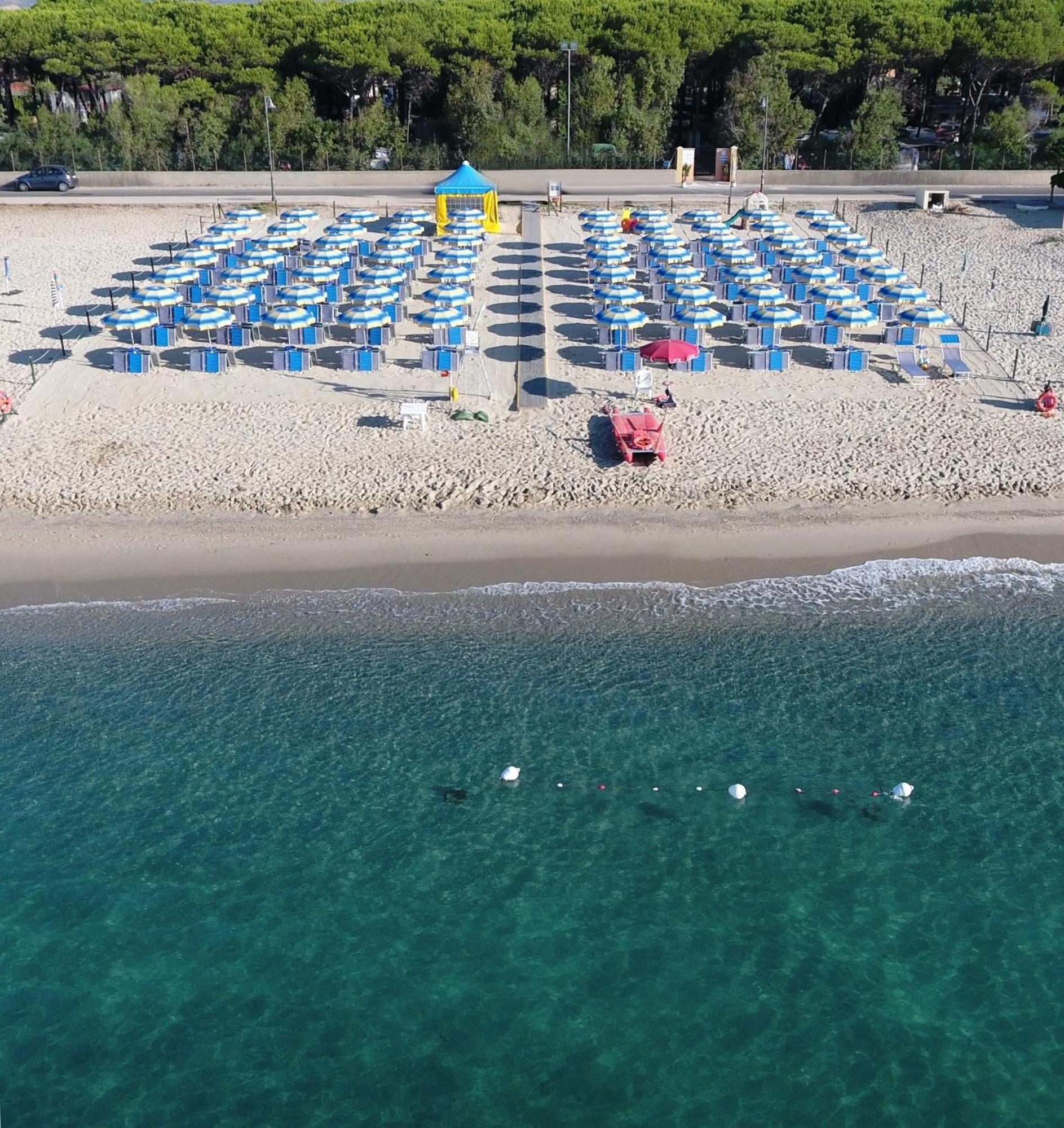 Villaggio Camping Lungomare Cropani Buitenkant foto