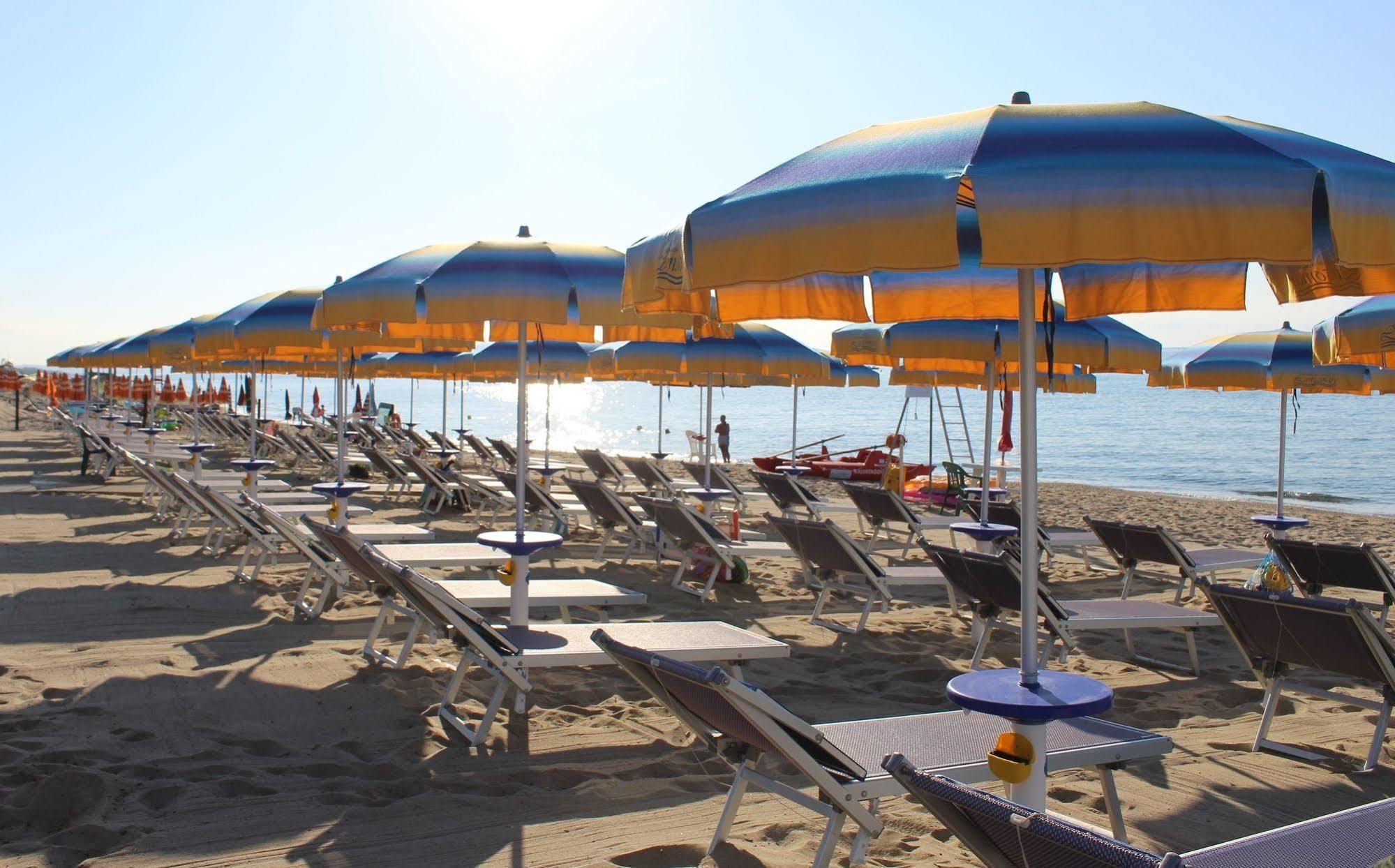 Villaggio Camping Lungomare Cropani Buitenkant foto